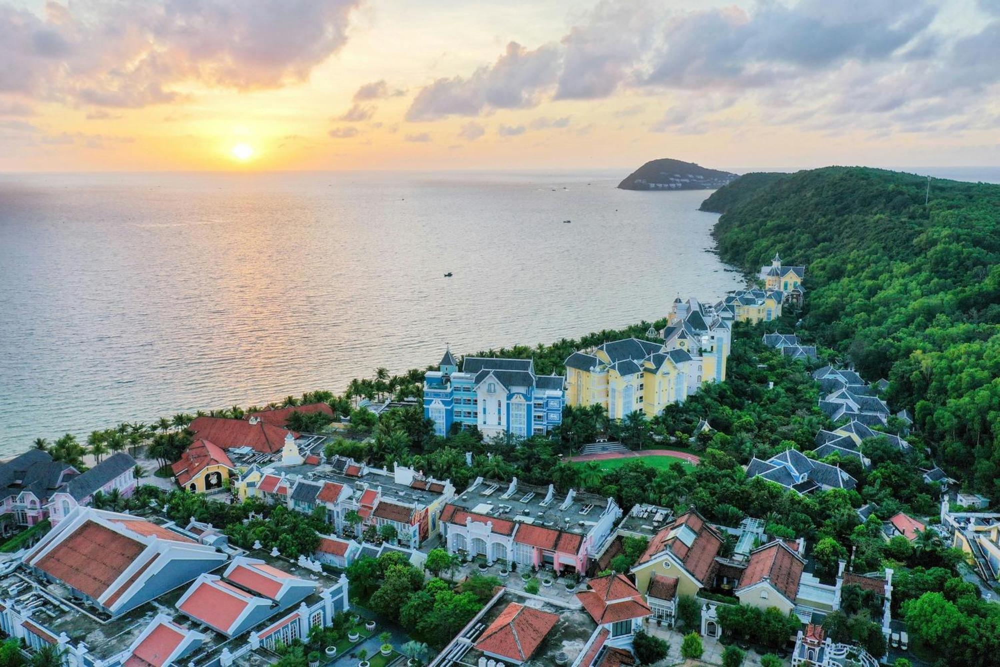 Jw Marriott Phu Quoc Emerald Bay Resort & Spa Экстерьер фото